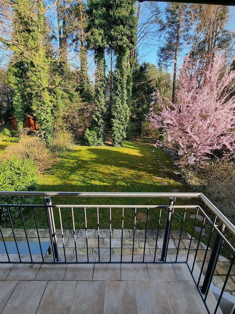 Predaj domu 185 m², pozemek 630 m², Vaterstetten, Bavorsko Predaj domu 185 m², pozemek 630 m², Vaterstetten, Bavorsko