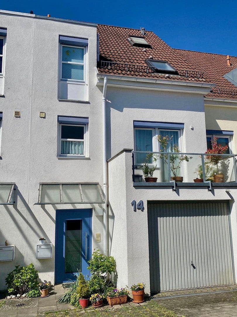 Predaj domu 150 m², pozemek 156 m², Waiblingen, Bádensko-Wurttembersko Predaj domu 150 m², pozemek 156 m², Waiblingen, Bádensko-Wurttembersko