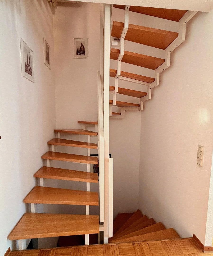 Predaj domu 150 m², pozemek 156 m², Waiblingen, Bádensko-Wurttembersko Predaj domu 150 m², pozemek 156 m², Waiblingen, Bádensko-Wurttembersko