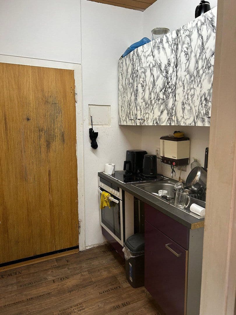 Prenájom bytu 1-izbový 30 m², Stockkampstraße 12, Düsseldorf, Severné Porýnie - Westfálsko Prenájom bytu 1-izbový 30 m², Stockkampstraße 12, Düsseldorf, Severné Porýnie - Westfálsko