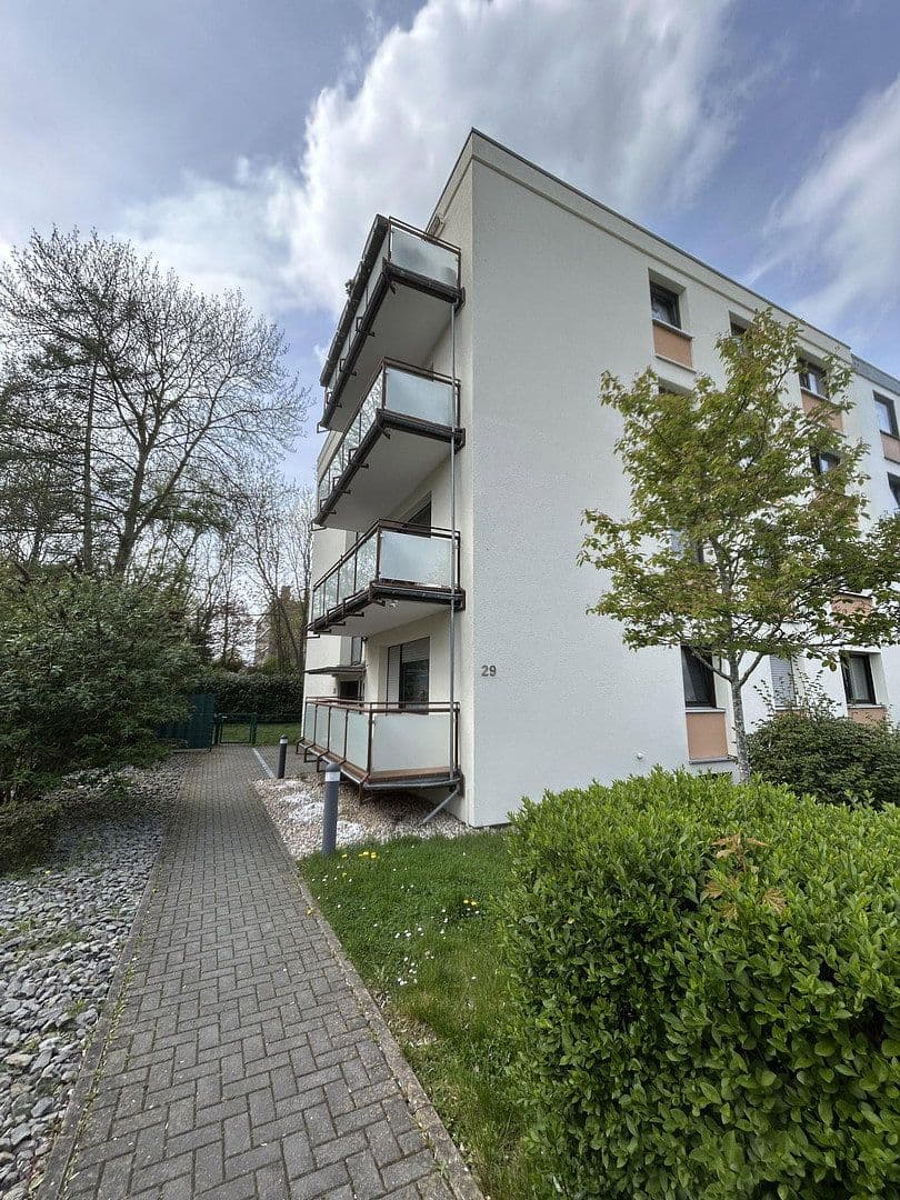Prenájom bytu 1-izbový 39 m², Karl-Arnold-Straße 29, Meerbusch, Severné Porýnie - Westfálsko Prenájom bytu 1-izbový 39 m², Karl-Arnold-Straße 29, Meerbusch, Severné Porýnie - Westfálsko