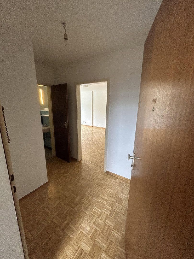 Prenájom bytu 1-izbový 39 m², Karl-Arnold-Straße 29, Meerbusch, Severné Porýnie - Westfálsko Prenájom bytu 1-izbový 39 m², Karl-Arnold-Straße 29, Meerbusch, Severné Porýnie - Westfálsko