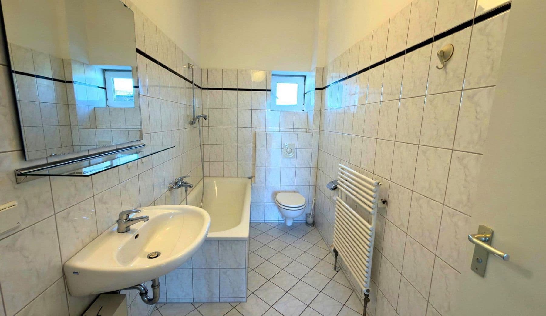 Predaj bytu 3-izbový 75 m², Berlin, Berlín Predaj bytu 3-izbový 75 m², Berlin, Berlín