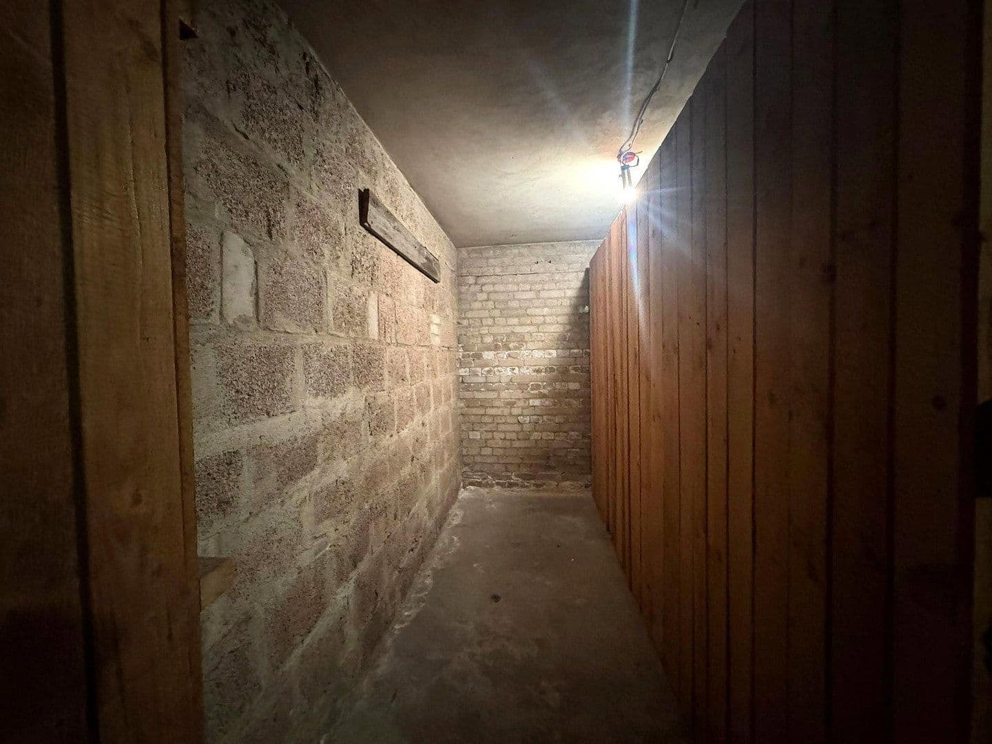 Predaj bytu 3-izbový 75 m², Berlin, Berlín Predaj bytu 3-izbový 75 m², Berlin, Berlín