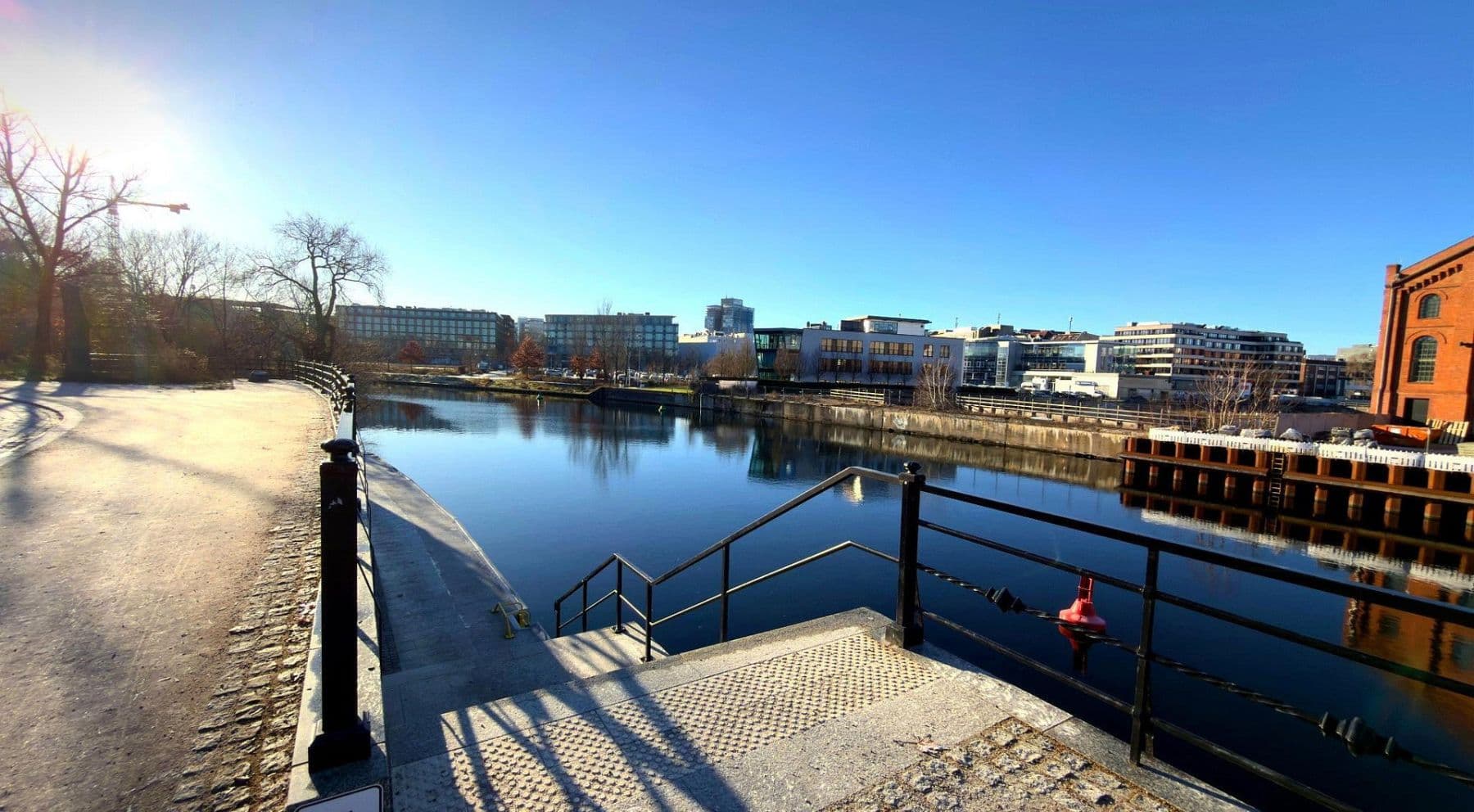 Predaj bytu 3-izbový 75 m², Berlin, Berlín Predaj bytu 3-izbový 75 m², Berlin, Berlín