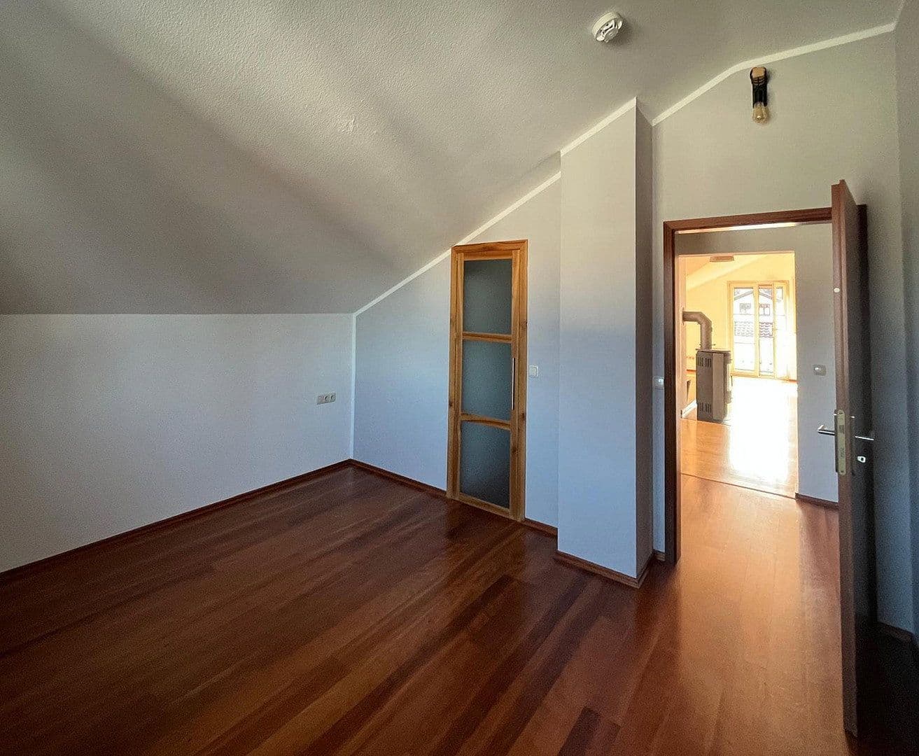 Predaj bytu 4-izbový 93 m², Raubling, Bavorsko Predaj bytu 4-izbový 93 m², Raubling, Bavorsko