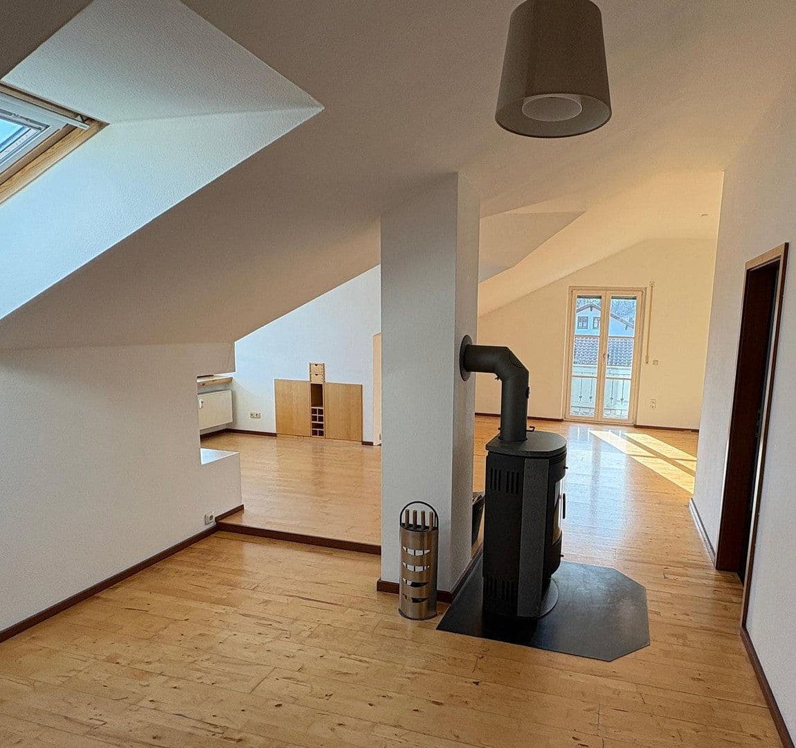 Predaj bytu 4-izbový 93 m², Raubling, Bavorsko Predaj bytu 4-izbový 93 m², Raubling, Bavorsko