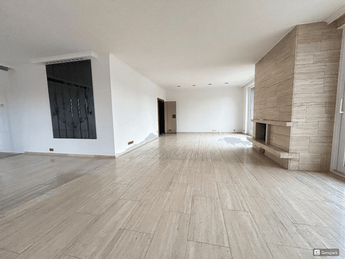 Prenájom bytu 4-izbový 136 m², Otto-Brenner-Straße 144, Bielefeld, Severné Porýnie - Westfálsko Prenájom bytu 4-izbový 136 m², Otto-Brenner-Straße 144, Bielefeld, Severné Porýnie - Westfálsko