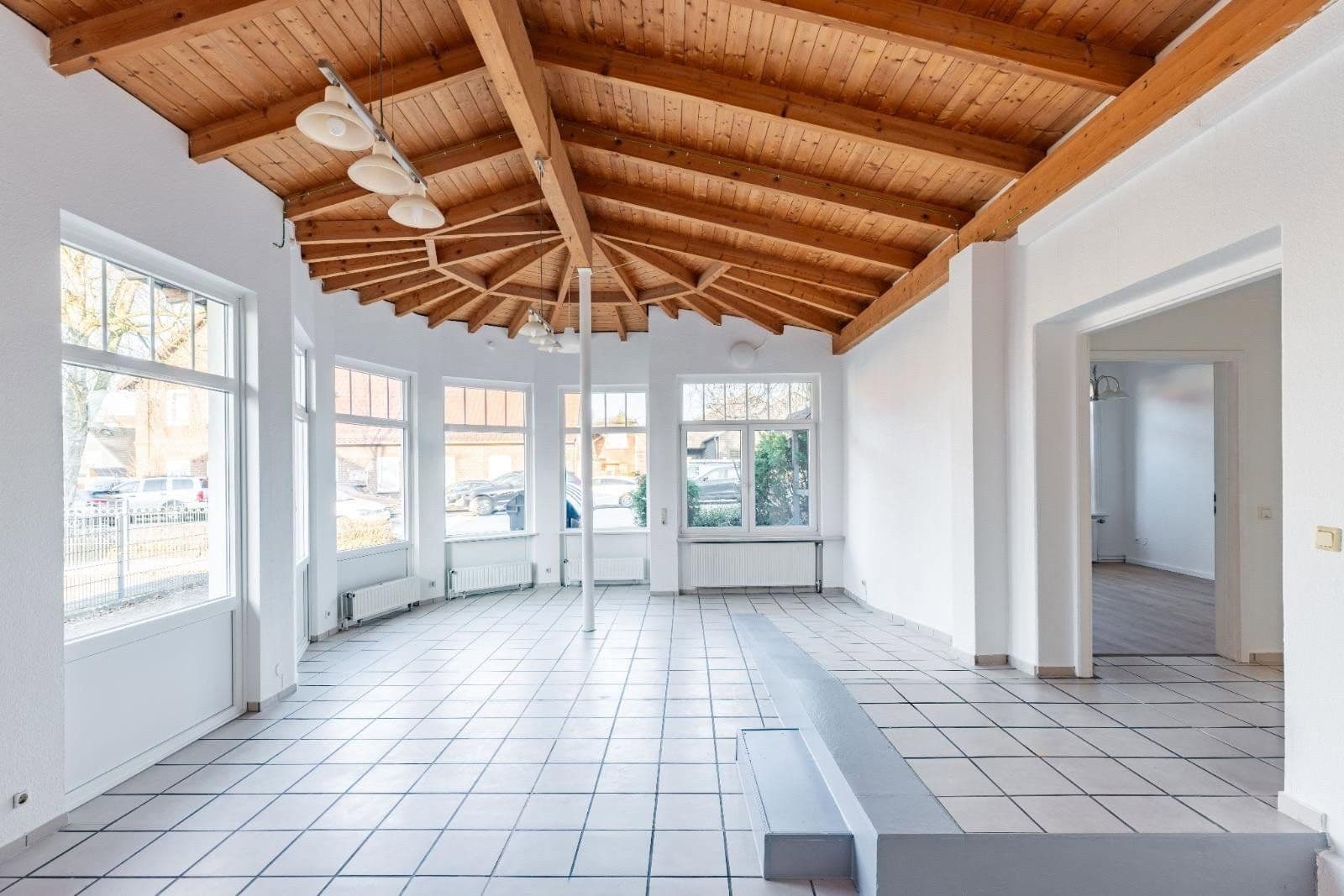 Prenájom bytu 3-izbový 99 m², Kieler Strasse 45, Quickborn, Šlezvicko-Holštajnsko Prenájom bytu 3-izbový 99 m², Kieler Strasse 45, Quickborn, Šlezvicko-Holštajnsko