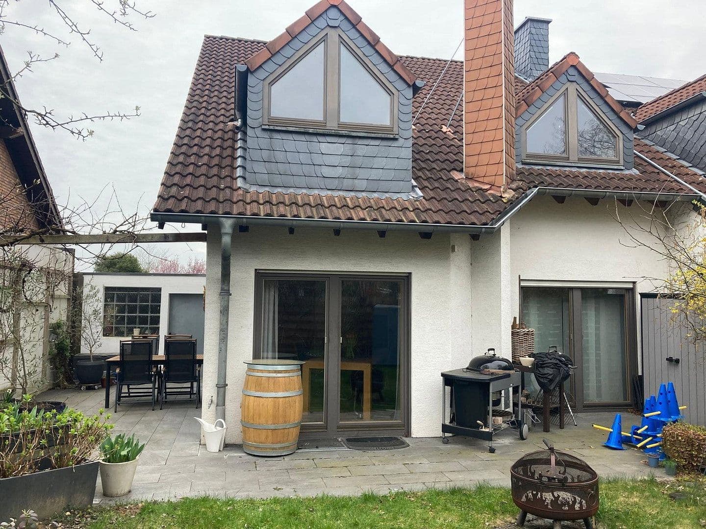 Predaj domu 134 m², pozemek 288 m², Erftstadt, Severné Porýnie - Westfálsko Predaj domu 134 m², pozemek 288 m², Erftstadt, Severné Porýnie - Westfálsko