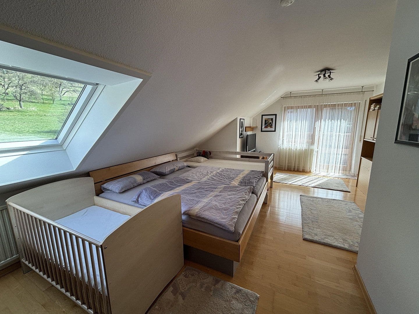 Predaj domu 193 m², pozemek 505 m², Bad Überkingen, Bádensko-Wurttembersko Predaj domu 193 m², pozemek 505 m², Bad Überkingen, Bádensko-Wurttembersko