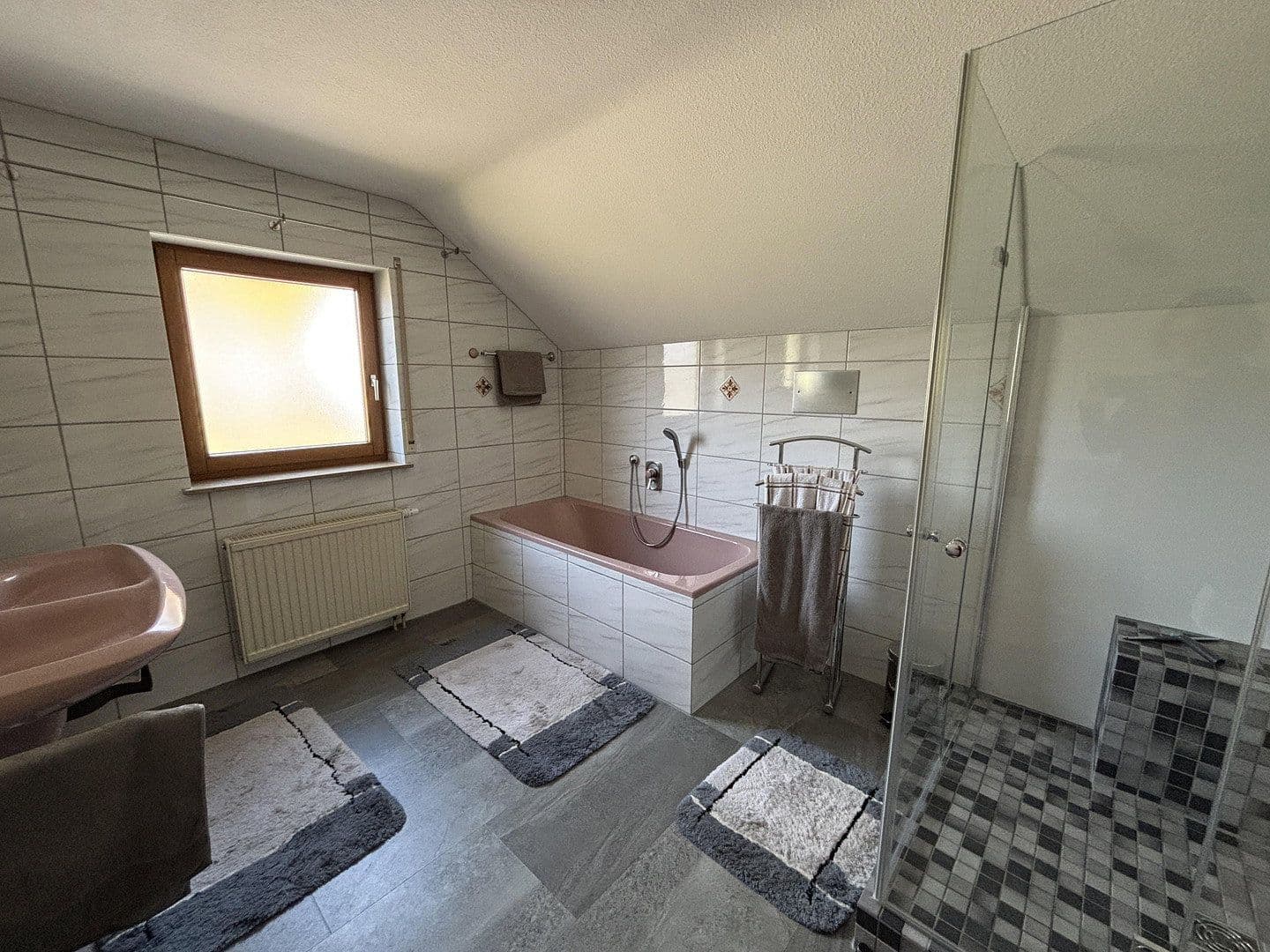 Predaj domu 193 m², pozemek 505 m², Bad Überkingen, Bádensko-Wurttembersko Predaj domu 193 m², pozemek 505 m², Bad Überkingen, Bádensko-Wurttembersko