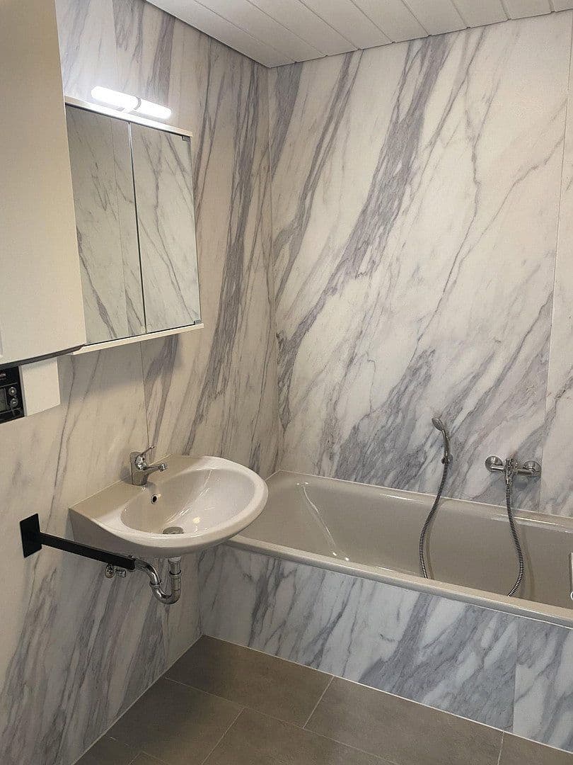 Prenájom bytu 1-izbový 39 m², Haßmersheim, Bádensko-Wurttembersko Prenájom bytu 1-izbový 39 m², Haßmersheim, Bádensko-Wurttembersko