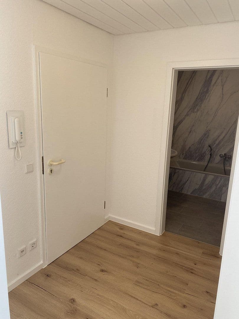 Prenájom bytu 1-izbový 39 m², Haßmersheim, Bádensko-Wurttembersko Prenájom bytu 1-izbový 39 m², Haßmersheim, Bádensko-Wurttembersko