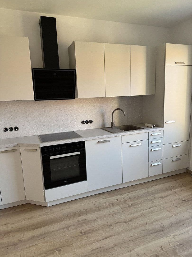 Prenájom bytu 2-izbový 82 m², Delligsen, Dolné Sasko Prenájom bytu 2-izbový 82 m², Delligsen, Dolné Sasko