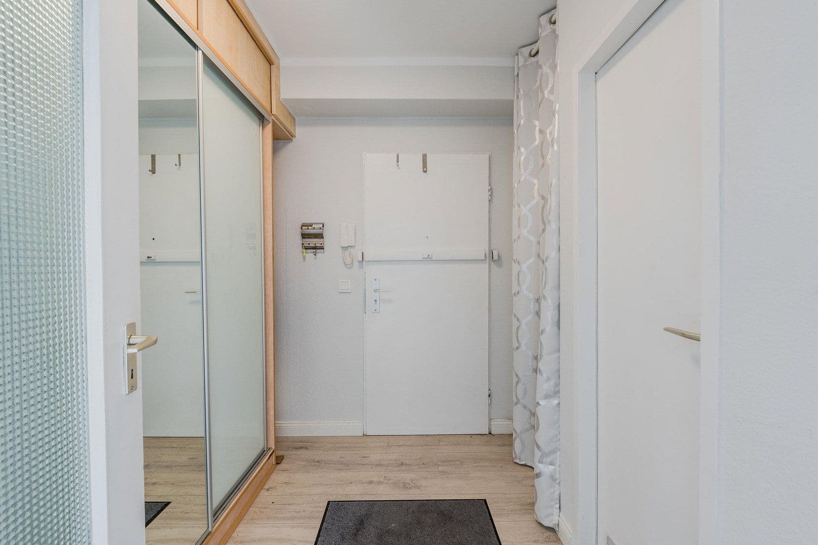 Predaj bytu 3-izbový 115 m², Bornimer Strasse 9, Berlin, Berlín Predaj bytu 3-izbový 115 m², Bornimer Strasse 9, Berlin, Berlín