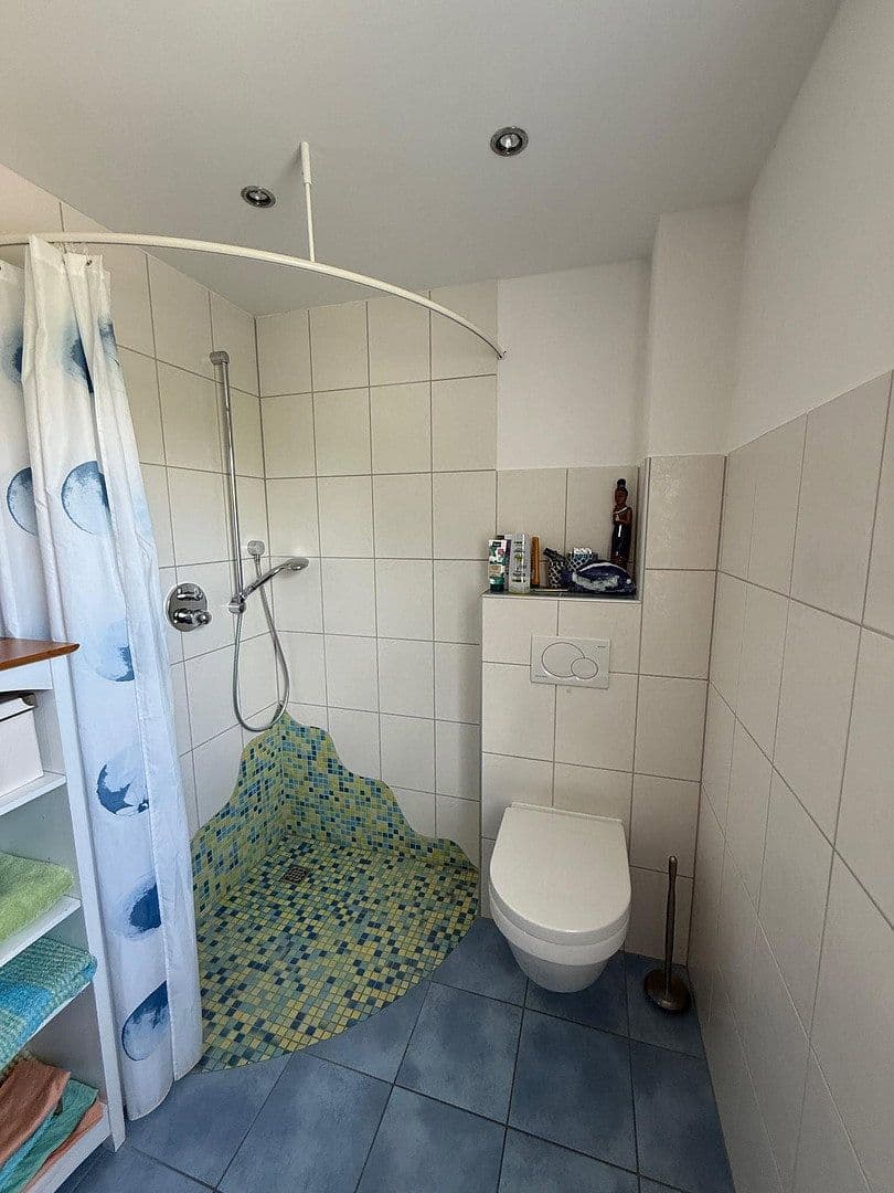 Predaj domu 322 m², pozemek 707 m², Künzell, Hesensko Predaj domu 322 m², pozemek 707 m², Künzell, Hesensko