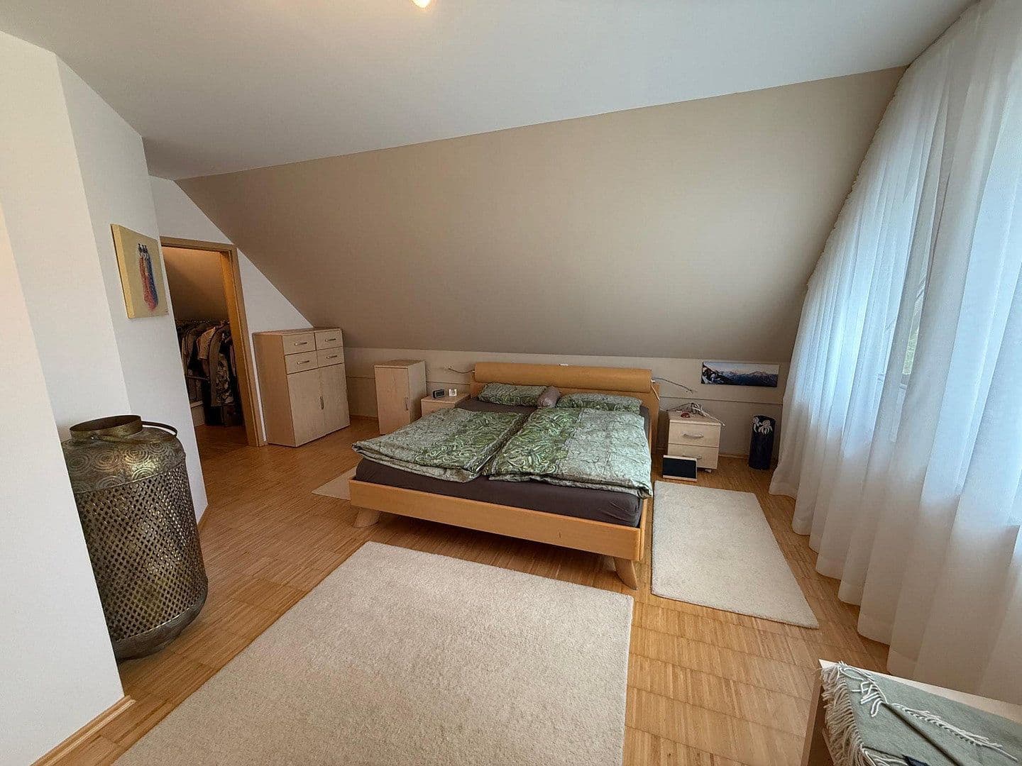 Predaj domu 322 m², pozemek 707 m², Künzell, Hesensko Predaj domu 322 m², pozemek 707 m², Künzell, Hesensko