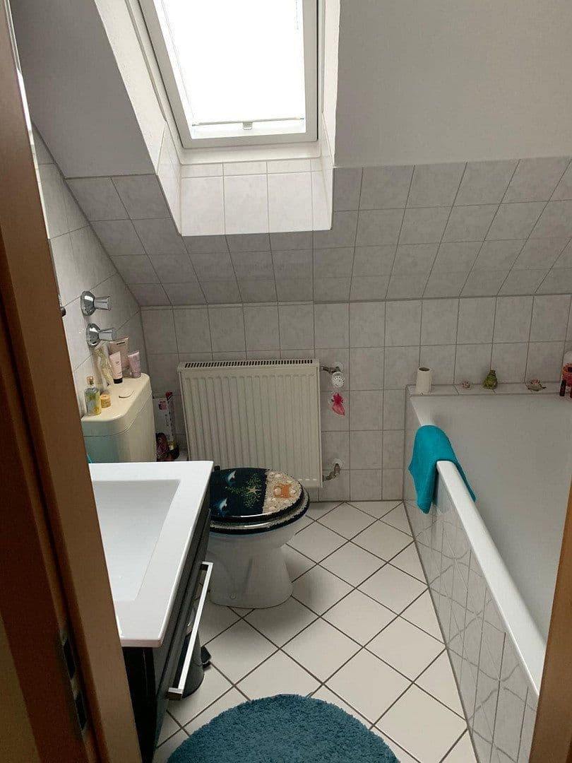 Predaj domu 120 m², pozemek 406 m², Heinrich-Lersch-Platz 9, Essen, Severné Porýnie - Westfálsko Predaj domu 120 m², pozemek 406 m², Heinrich-Lersch-Platz 9, Essen, Severné Porýnie - Westfálsko