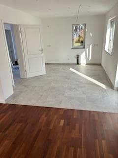 Prenájom domu 138 m², pozemek 250 m², Riedering, Bavorsko Prenájom domu 138 m², pozemek 250 m², Riedering, Bavorsko