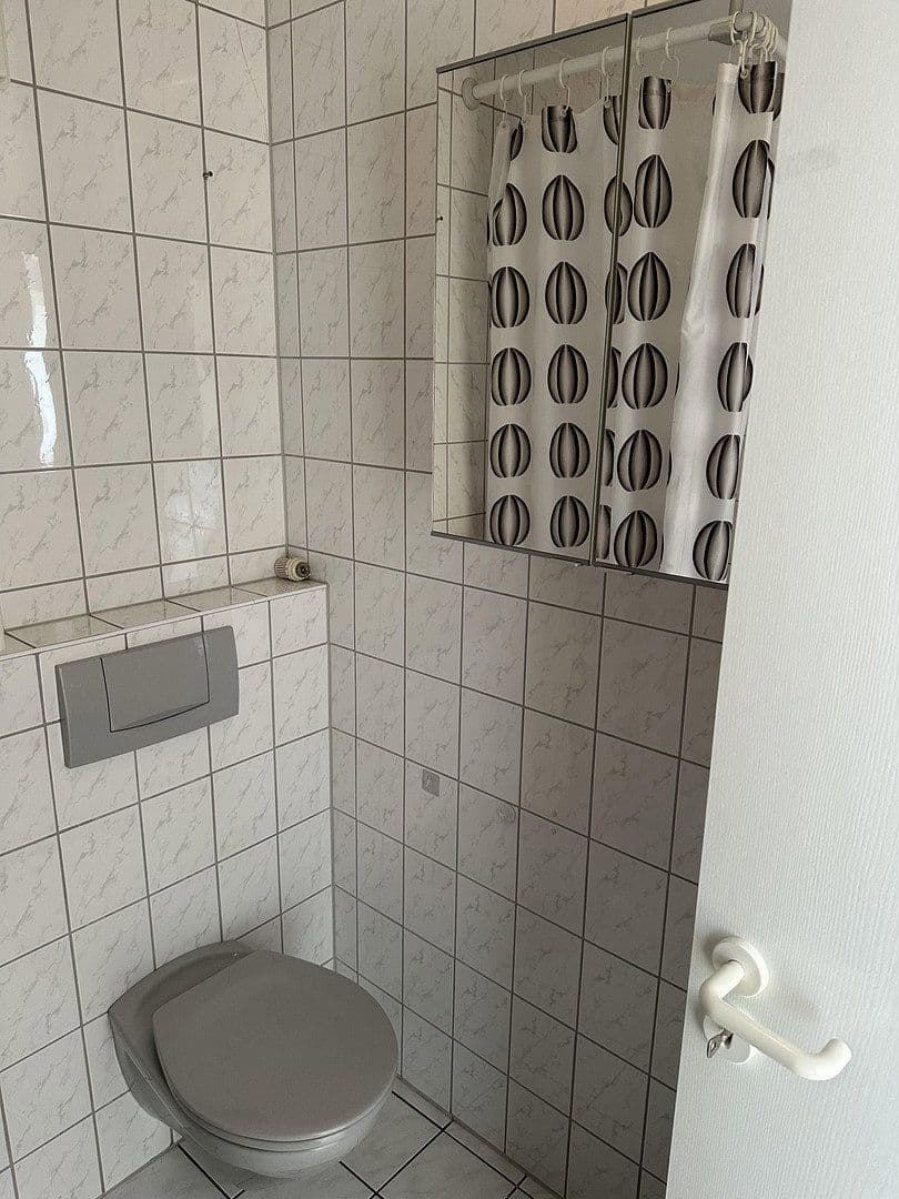 Prenájom bytu 1-izbový 38 m², Ruhbergstr.14, Mühlhausen, Bádensko-Wurttembersko Prenájom bytu 1-izbový 38 m², Ruhbergstr.14, Mühlhausen, Bádensko-Wurttembersko