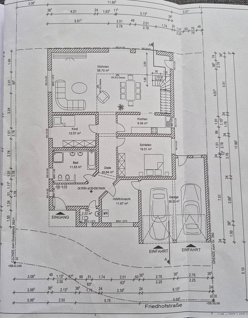 Predaj domu 244 m², pozemek 700 m², Binningen, Porýnie-Falcko Predaj domu 244 m², pozemek 700 m², Binningen, Porýnie-Falcko