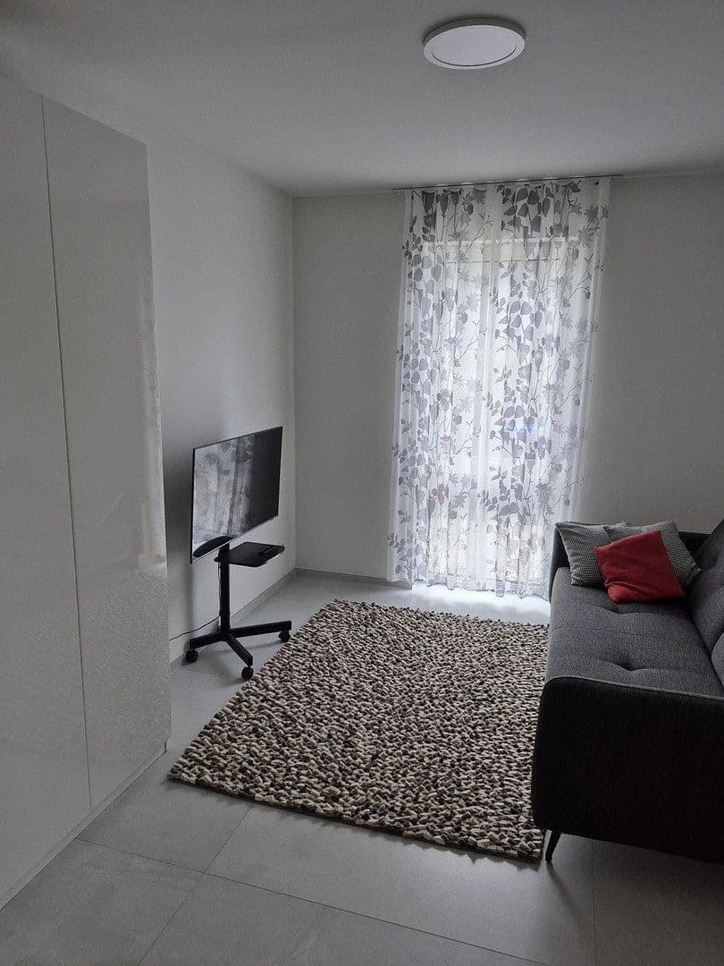 Predaj domu 244 m², pozemek 700 m², Binningen, Porýnie-Falcko Predaj domu 244 m², pozemek 700 m², Binningen, Porýnie-Falcko
