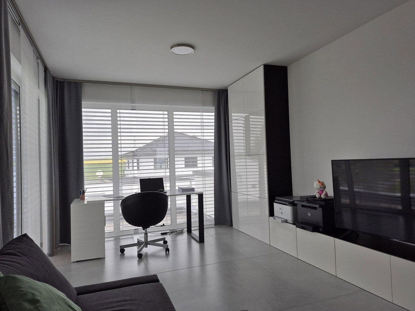 Predaj domu 244 m², pozemek 700 m², Binningen, Porýnie-Falcko Predaj domu 244 m², pozemek 700 m², Binningen, Porýnie-Falcko