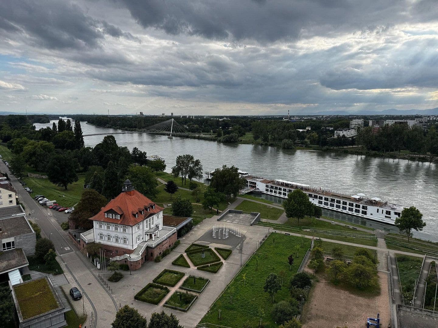 Predaj bytu 3-izbový 109 m², Friedenstraße 22, Kehl, Bádensko-Wurttembersko Predaj bytu 3-izbový 109 m², Friedenstraße 22, Kehl, Bádensko-Wurttembersko