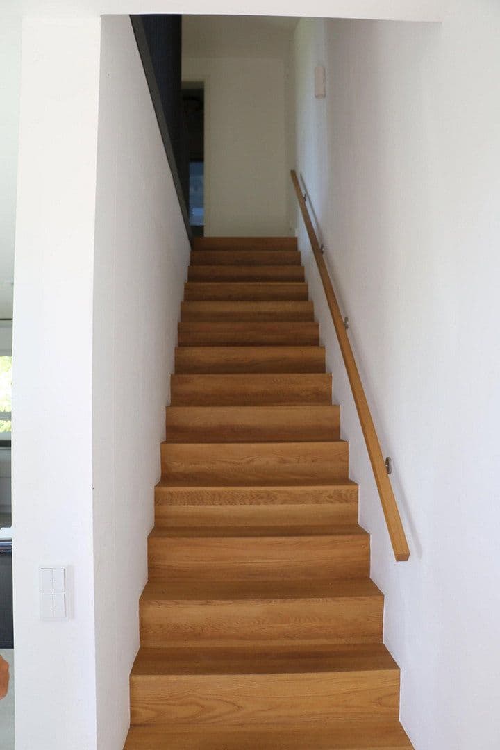 Prenájom domu 159 m², pozemek 155 m², Offenbach, Hesensko Prenájom domu 159 m², pozemek 155 m², Offenbach, Hesensko