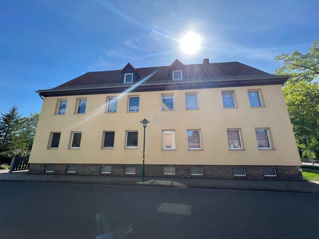 Prenájom bytu 4-izbový 76 m², Ernst-Thälmann-Straße 50, Sandersdorf-Brehna, Sasko-Anhaltsko Prenájom bytu 4-izbový 76 m², Ernst-Thälmann-Straße 50, Sandersdorf-Brehna, Sasko-Anhaltsko