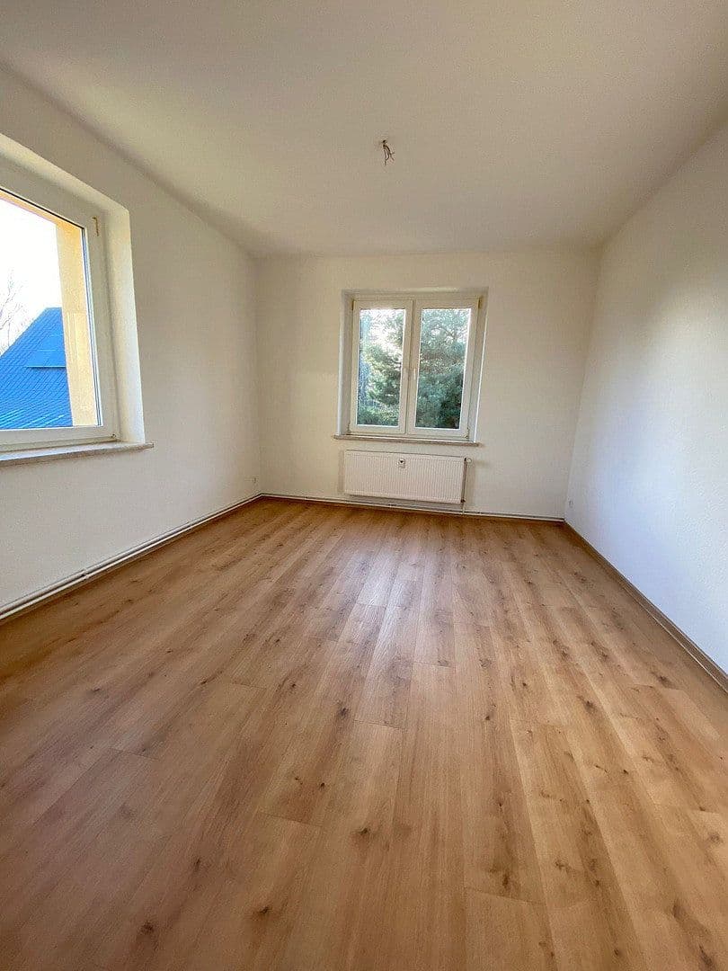 Prenájom bytu 4-izbový 76 m², Ernst-Thälmann-Straße 50, Sandersdorf-Brehna, Sasko-Anhaltsko Prenájom bytu 4-izbový 76 m², Ernst-Thälmann-Straße 50, Sandersdorf-Brehna, Sasko-Anhaltsko