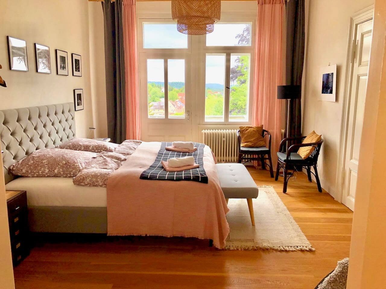 Predaj domu 370 m², pozemek 1.221 m², Bad Sachsa, Dolné Sasko Predaj domu 370 m², pozemek 1.221 m², Bad Sachsa, Dolné Sasko