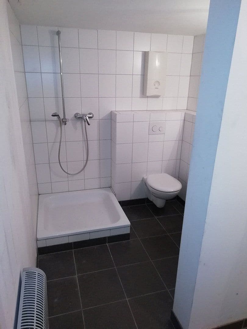 Predaj domu 554 m², pozemek 770 m², Uerdinger Str. 234, Krefeld, Severné Porýnie - Westfálsko Predaj domu 554 m², pozemek 770 m², Uerdinger Str. 234, Krefeld, Severné Porýnie - Westfálsko