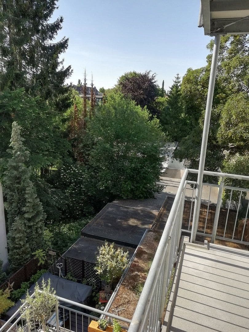 Predaj domu 554 m², pozemek 770 m², Uerdinger Str. 234, Krefeld, Severné Porýnie - Westfálsko Predaj domu 554 m², pozemek 770 m², Uerdinger Str. 234, Krefeld, Severné Porýnie - Westfálsko