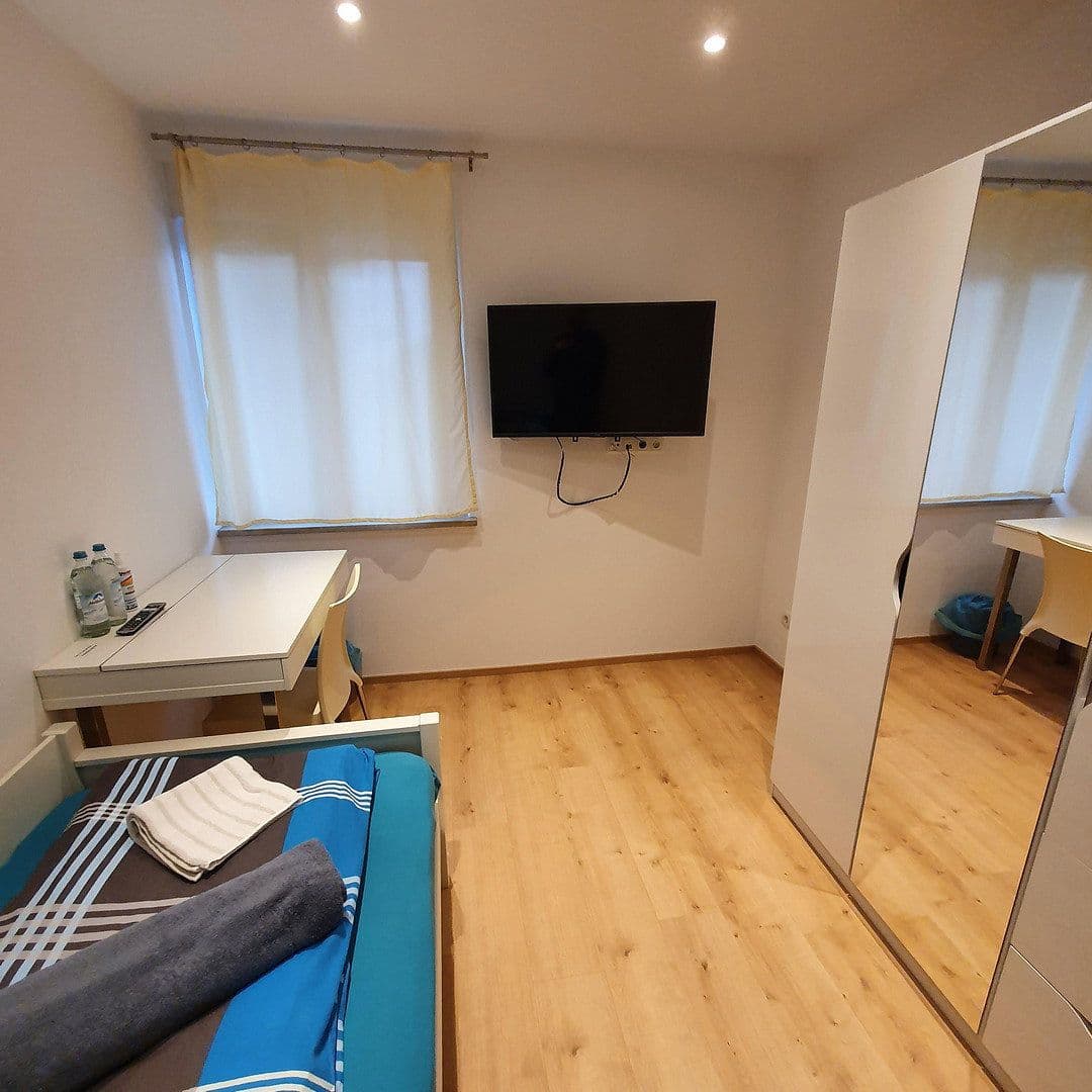 Prenájom bytu 15 m², Rosenheim, Bavorsko Prenájom bytu 15 m², Rosenheim, Bavorsko
