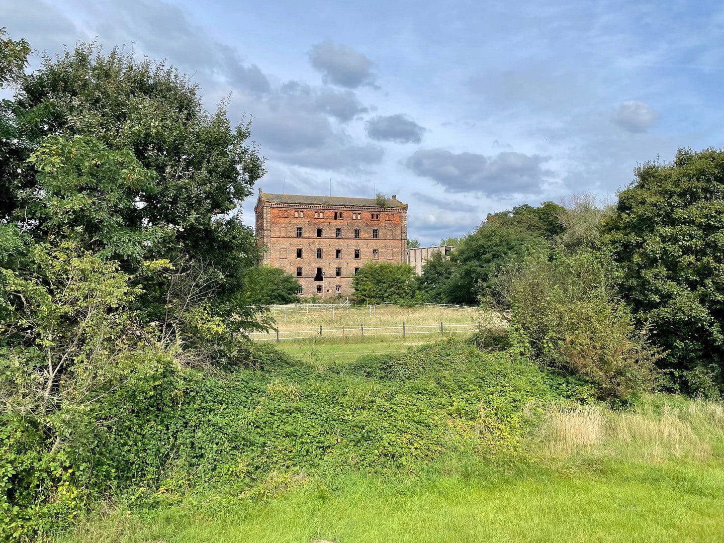 Prenájom bytu 2-izbový 55 m², Mühlenstr. 11, Schkopau, Sasko-Anhaltsko Prenájom bytu 2-izbový 55 m², Mühlenstr. 11, Schkopau, Sasko-Anhaltsko