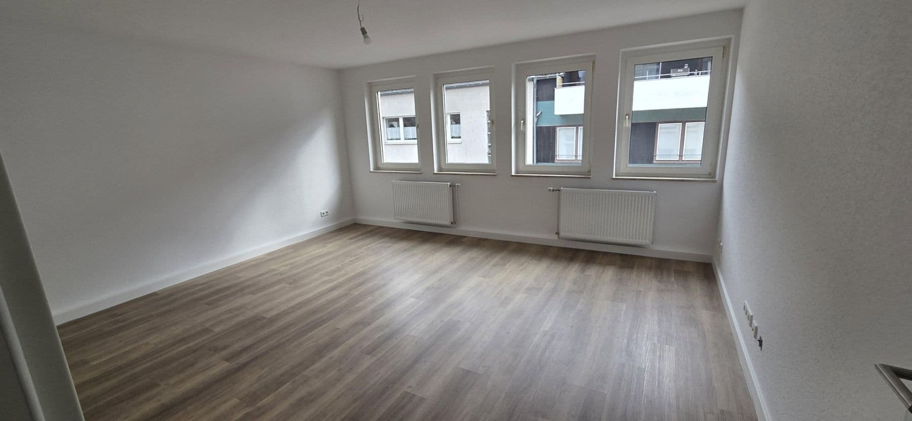 Prenájom bytu 3-izbový 78 m², Nordstr. 95, Krefeld, Severné Porýnie - Westfálsko Prenájom bytu 3-izbový 78 m², Nordstr. 95, Krefeld, Severné Porýnie - Westfálsko