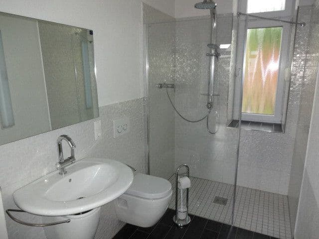 Prenájom domu 190 m², pozemek 320 m², Aktienstraße 14, Andernach, Porýnie-Falcko Prenájom domu 190 m², pozemek 320 m², Aktienstraße 14, Andernach, Porýnie-Falcko