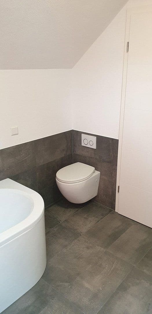 Prenájom bytu 2-izbový 65 m², Herdstr. 14, Villingen-Schwenningen, Bádensko-Wurttembersko Prenájom bytu 2-izbový 65 m², Herdstr. 14, Villingen-Schwenningen, Bádensko-Wurttembersko