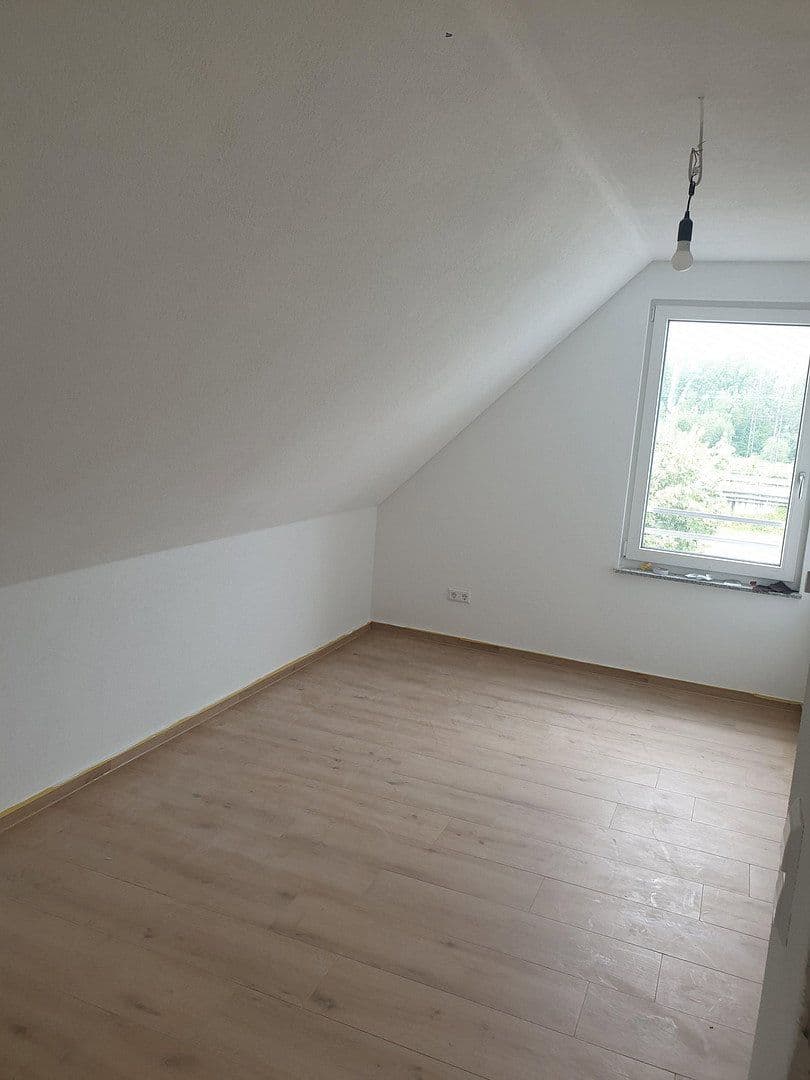 Prenájom bytu 3-izbový 65 m², Schillerstraße 32, Eislingen/Fils, Bádensko-Wurttembersko Prenájom bytu 3-izbový 65 m², Schillerstraße 32, Eislingen/Fils, Bádensko-Wurttembersko