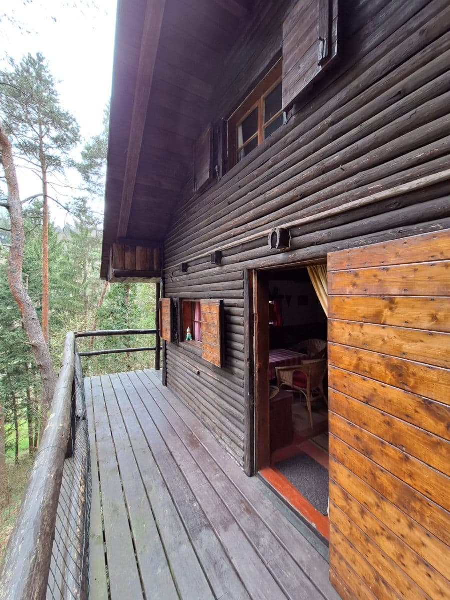 Predaj rekreačného objektu 30 m², pozemek 40 m², Kamenný Přívoz, Středočeský kraj Predaj rekreačného objektu 30 m², pozemek 40 m², Kamenný Přívoz, Středočeský kraj