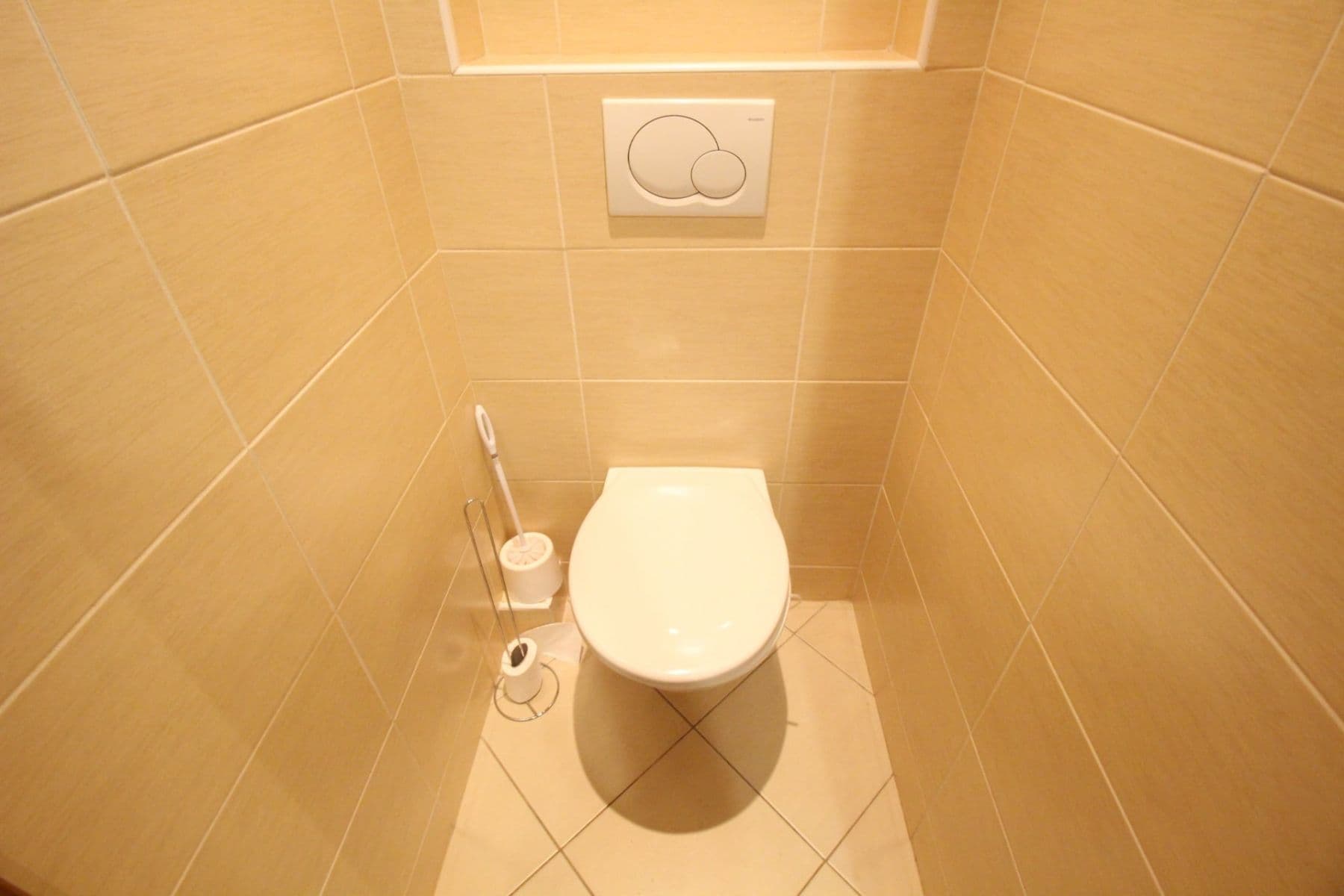 Prenájom bytu 1-izbový 46 m², Na výsledku I, Praha, Praha Prenájom bytu 1-izbový 46 m², Na výsledku I, Praha, Praha
