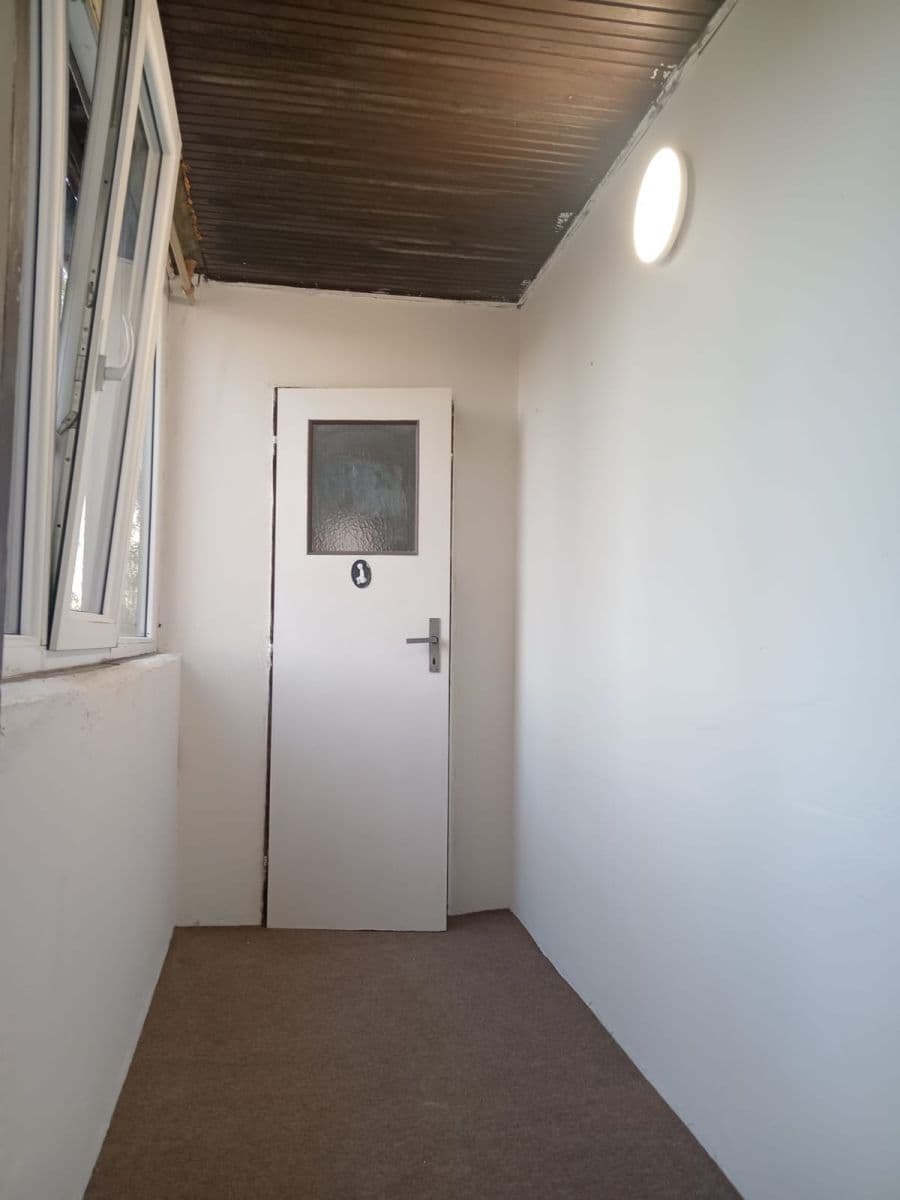 Prenájom bytu 2-izbový 68 m², Pražská, Liběchov, Středočeský kraj Prenájom bytu 2-izbový 68 m², Pražská, Liběchov, Středočeský kraj