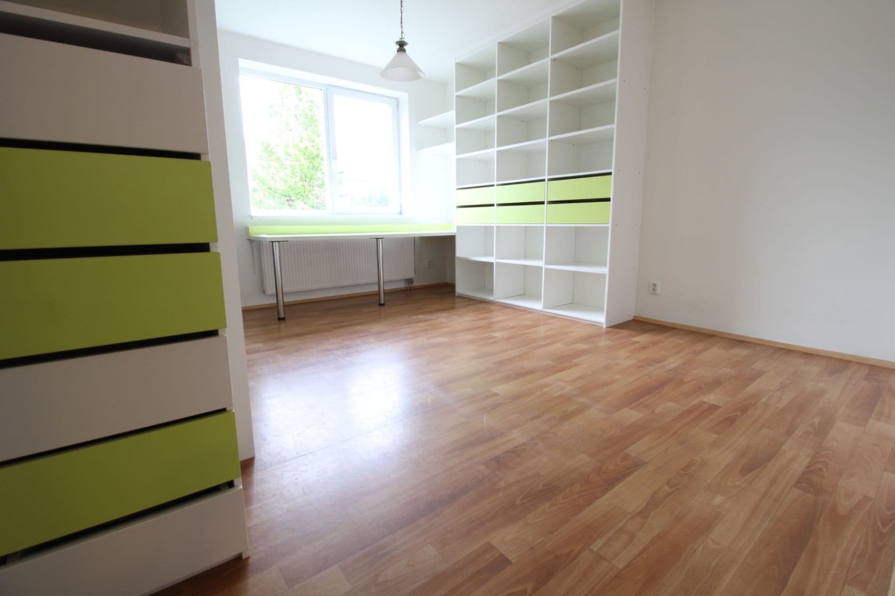 Prenájom bytu 3-izbový 74 m², Pod Nouzovem, Praha, Praha Prenájom bytu 3-izbový 74 m², Pod Nouzovem, Praha, Praha