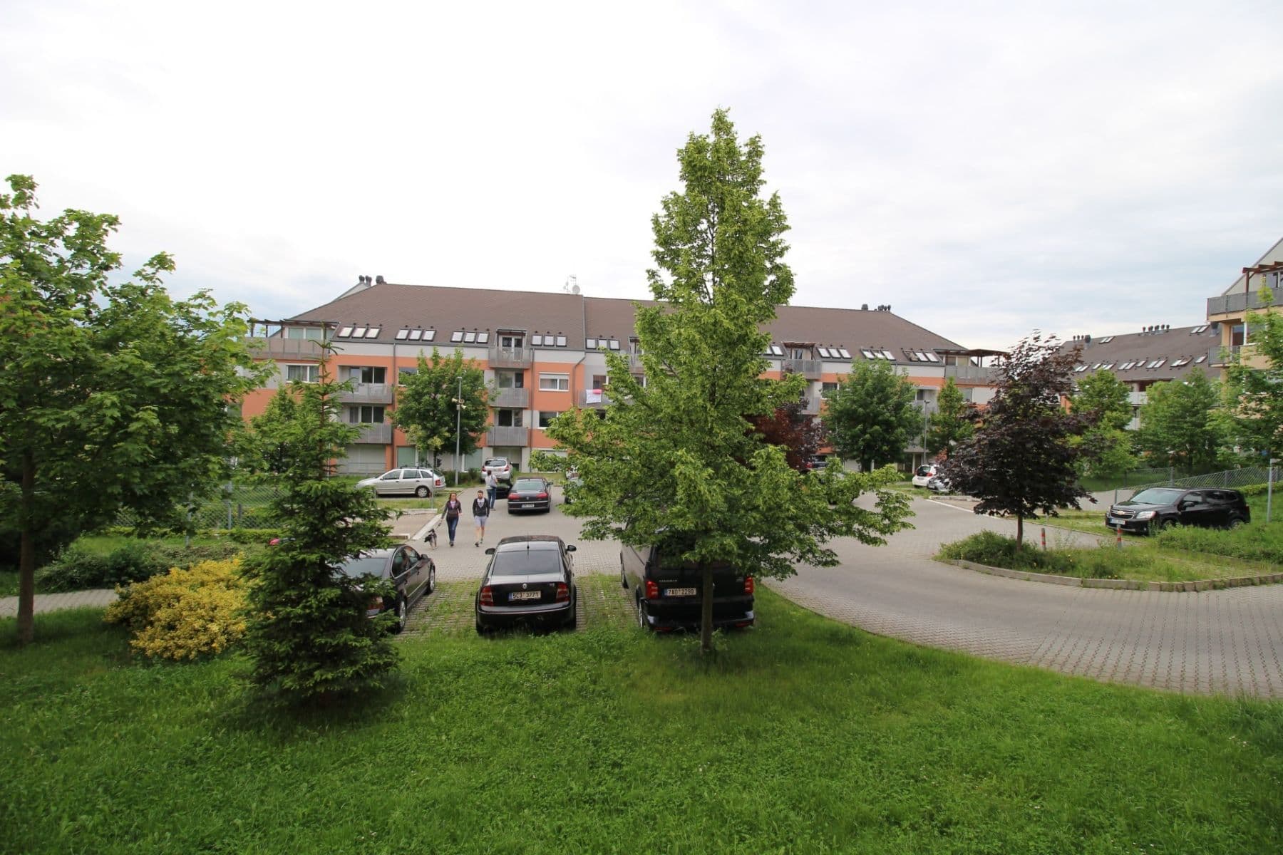 Prenájom bytu 3-izbový 74 m², Pod Nouzovem, Praha, Praha Prenájom bytu 3-izbový 74 m², Pod Nouzovem, Praha, Praha