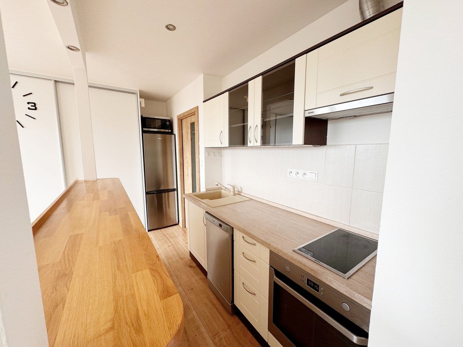 Prenájom bytu 1-izbový 32 m², Jelínkova, Praha, Praha Prenájom bytu 1-izbový 32 m², Jelínkova, Praha, Praha
