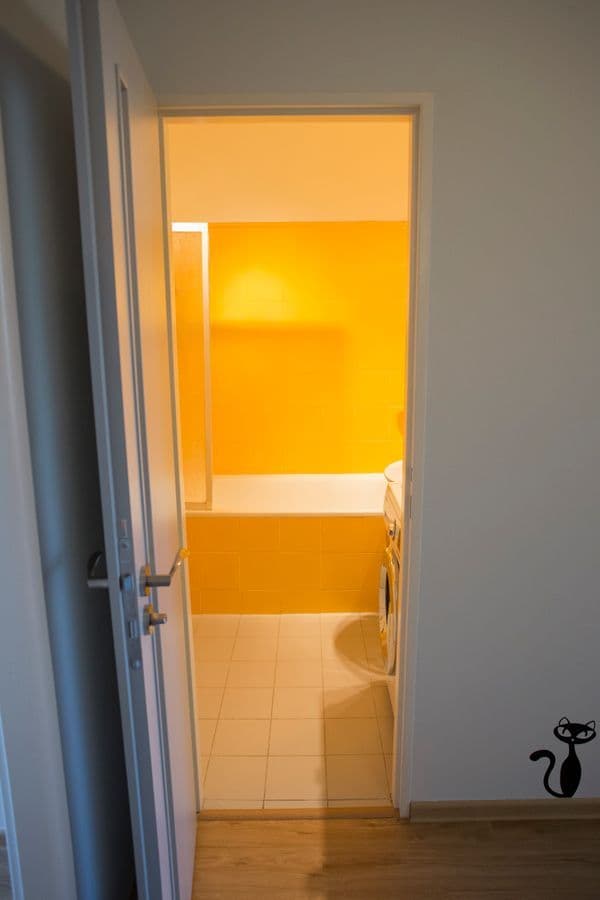 Prenájom bytu 3-izbový 67 m², Krosenská, Praha, Praha Prenájom bytu 3-izbový 67 m², Krosenská, Praha, Praha