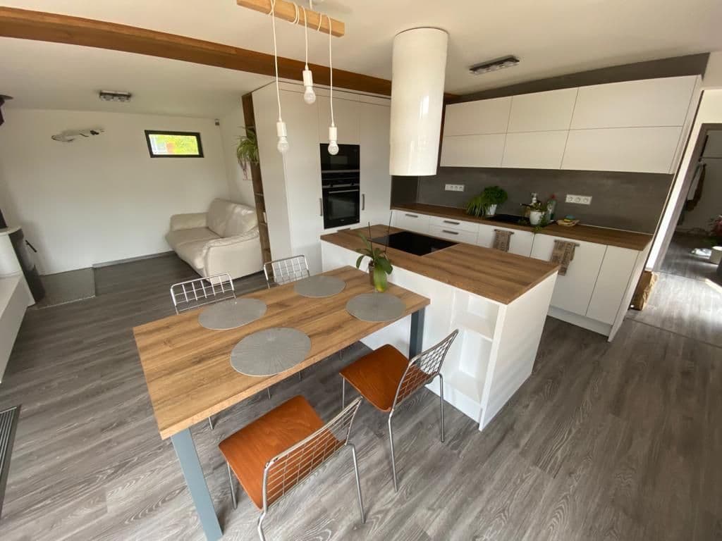 Prenájom domu 140 m², pozemek 700 m², U Slunečních lázní, Liberec, Liberecký kraj Prenájom domu 140 m², pozemek 700 m², U Slunečních lázní, Liberec, Liberecký kraj