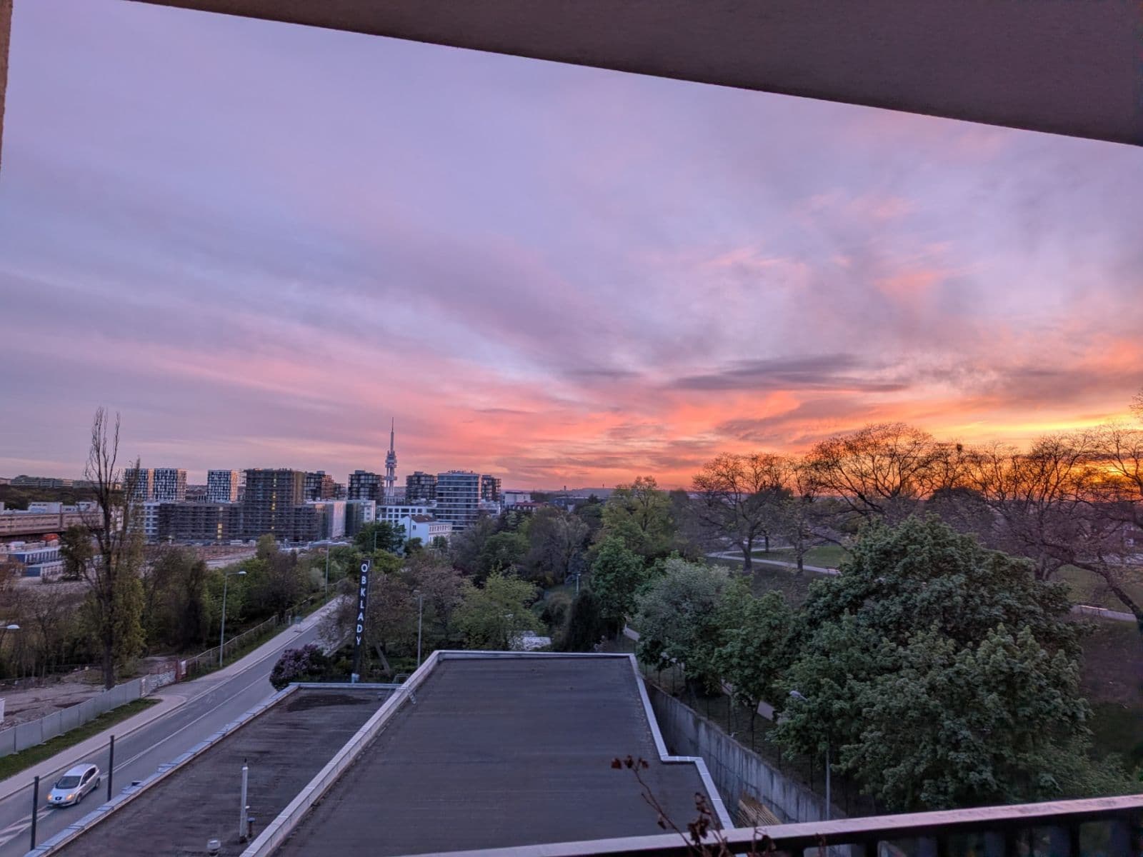 Prenájom bytu 3-izbový 80 m², Olgy Havlové, Praha, Praha Prenájom bytu 3-izbový 80 m², Olgy Havlové, Praha, Praha